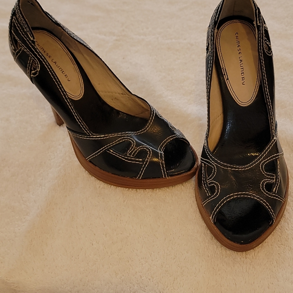 Chinese Laundry Norfolk Heels 6.5